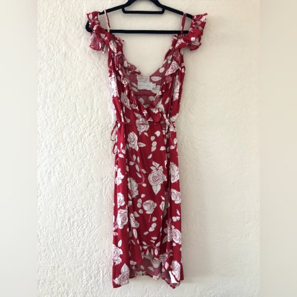 Disney by MINKPINK Rose Print Wrap Dress - Large - Picture 6 of 8